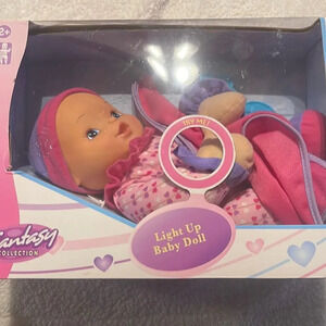 GiGo Toys Fantasy Collection Light Up Baby Doll